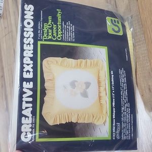 CREATIVE EXPRESSIONS #4142 Wild Rose Whisper Pillow 12"x12" Quilting Kit